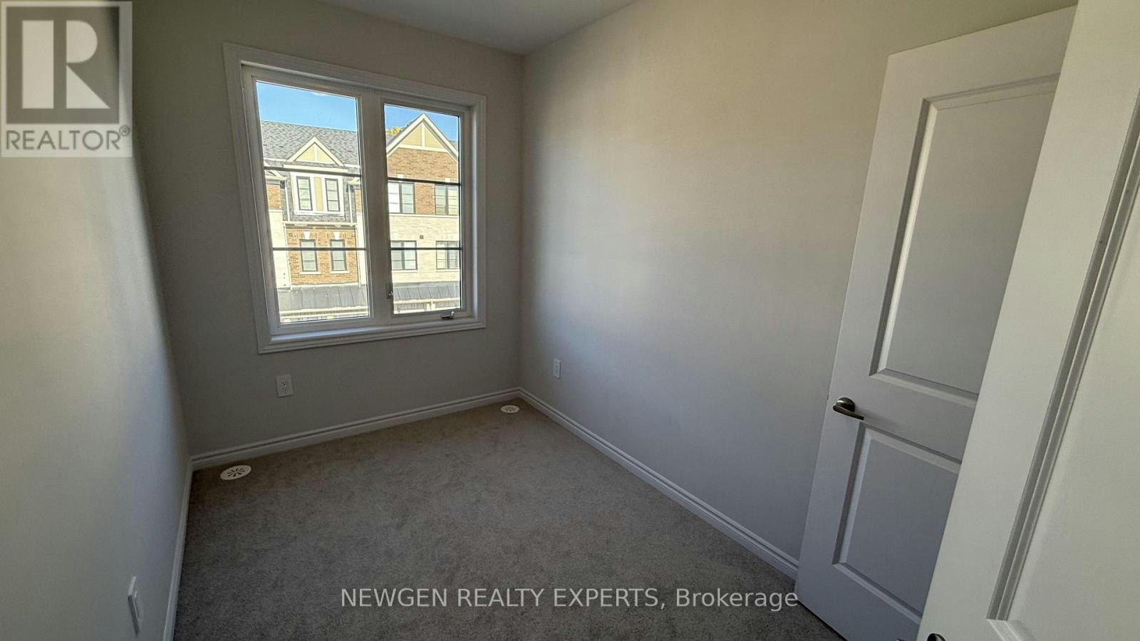 5882 Saigon Street, Mississauga, ON, L5V 0E9 - 29