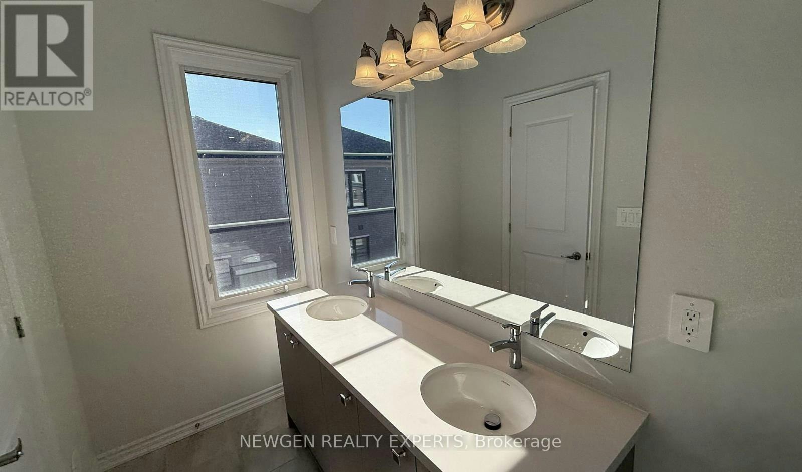 5882 Saigon Street, Mississauga, ON, L5V 0E9 - 25