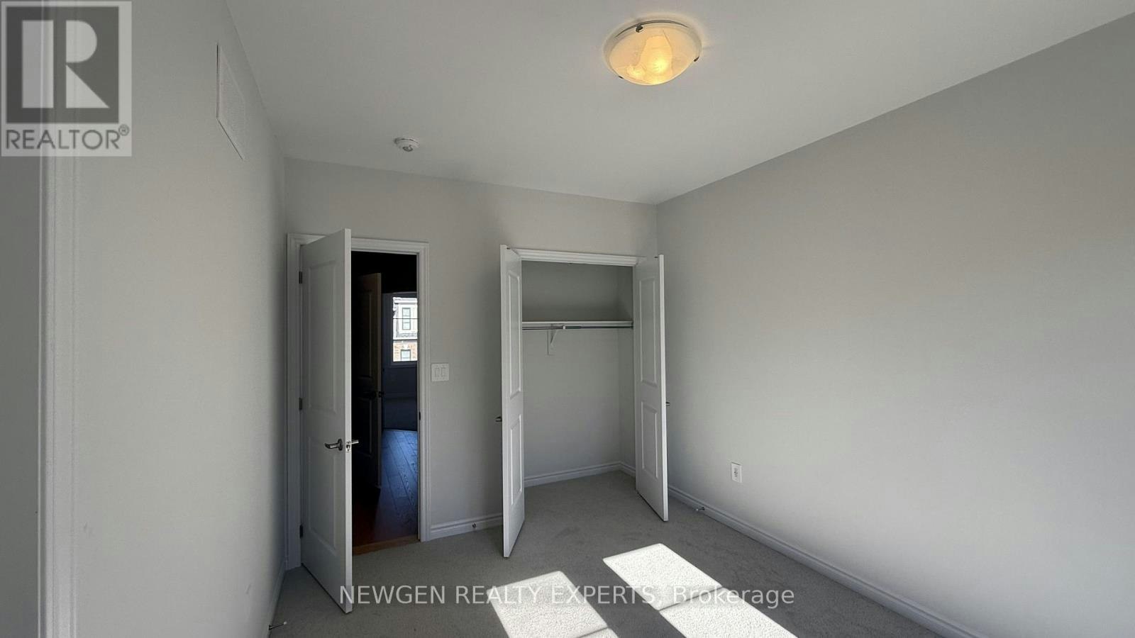 5882 Saigon Street, Mississauga, ON, L5V 0E9 - 23