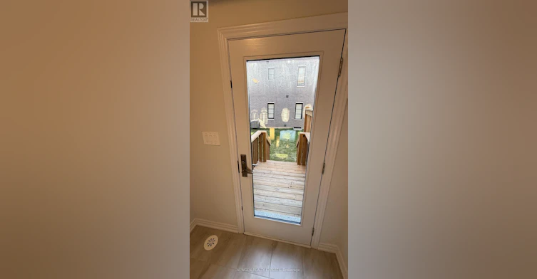 5882 Saigon Street, Mississauga, ON, L5V 0E9 - 35