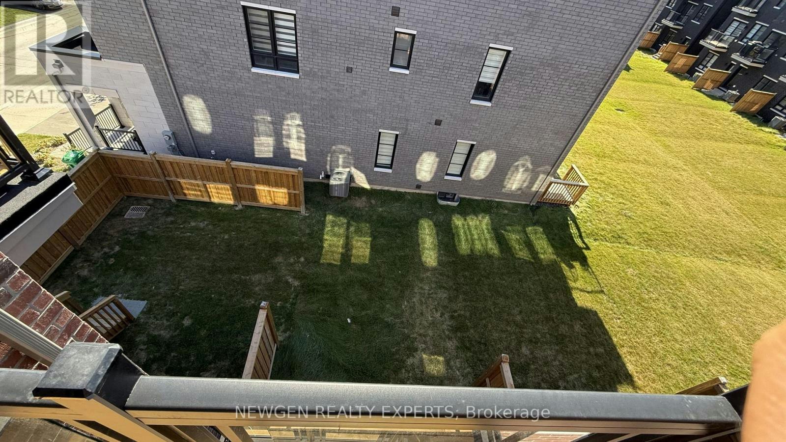 5882 Saigon Street, Mississauga, ON, L5V 0E9 - 20