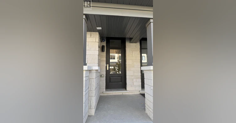 5882 Saigon Street, Mississauga, ON, L5V 0E9 - 3