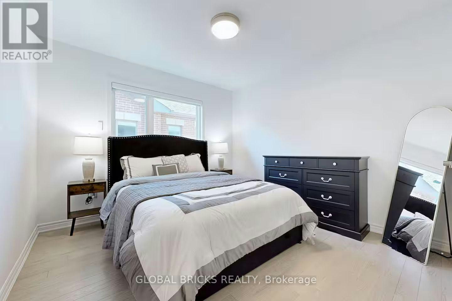 5110 Vetere Street, Mississauga, ON, L5M 2S8 - 6
