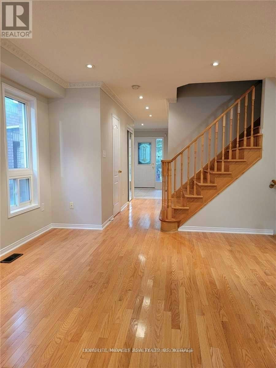 8 Galtee Road, Brampton, ON, L6X 0J8 - 9