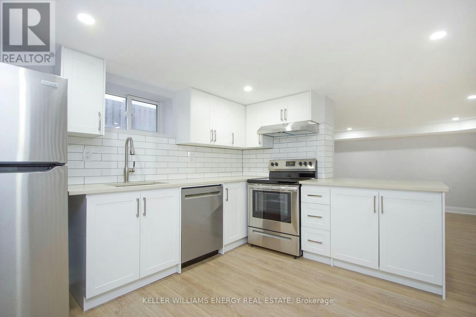 LOWER-574 Olive Avenue, Oshawa, ON, L1H 2R3 - 2