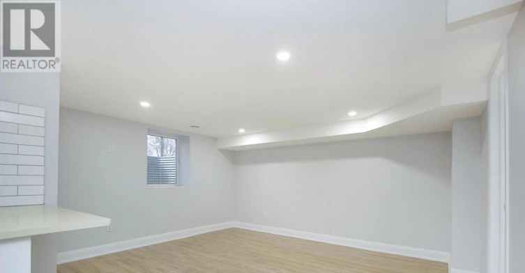 LOWER-574 Olive Avenue, Oshawa, ON, L1H 2R3 - 7