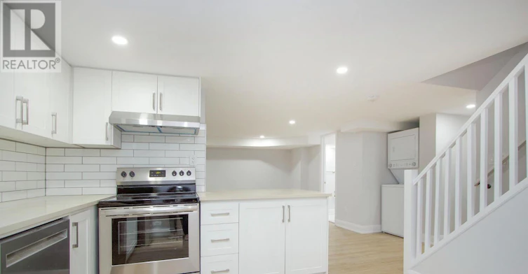 LOWER-574 Olive Avenue, Oshawa, ON, L1H 2R3 - 5