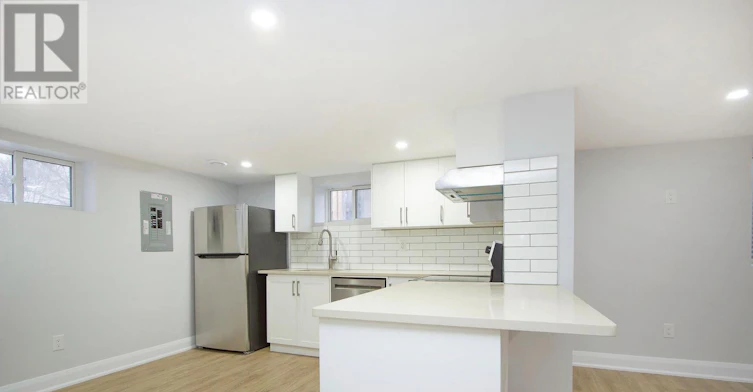 LOWER-574 Olive Avenue, Oshawa, ON, L1H 2R3 - 3