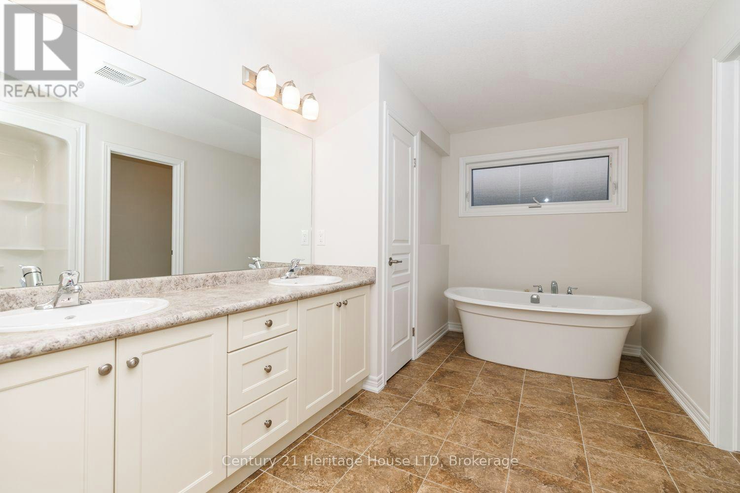 11 Philmori Crescent, Pelham, ON, L0S 1E5 - 26