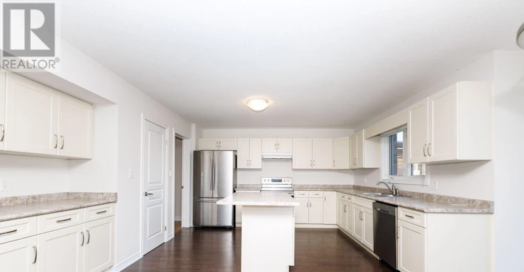 11 Philmori Crescent, Pelham, ON, L0S 1E5 - 12