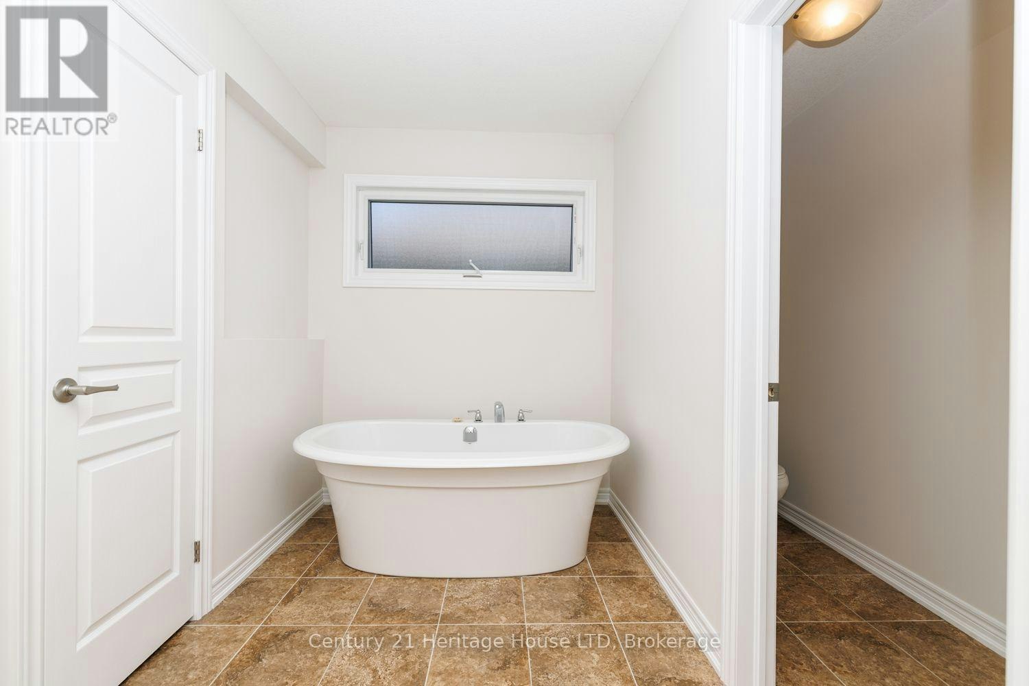11 Philmori Crescent, Pelham, ON, L0S 1E5 - 28