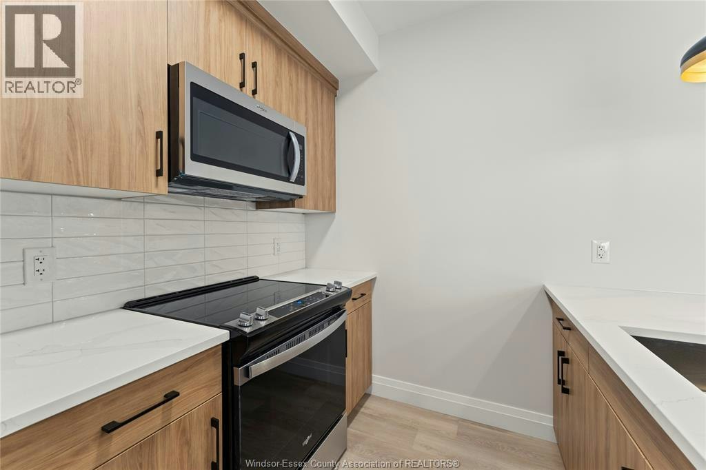 516-4775 Walker Road, Windsor, ON, N9G 0E4 - 17