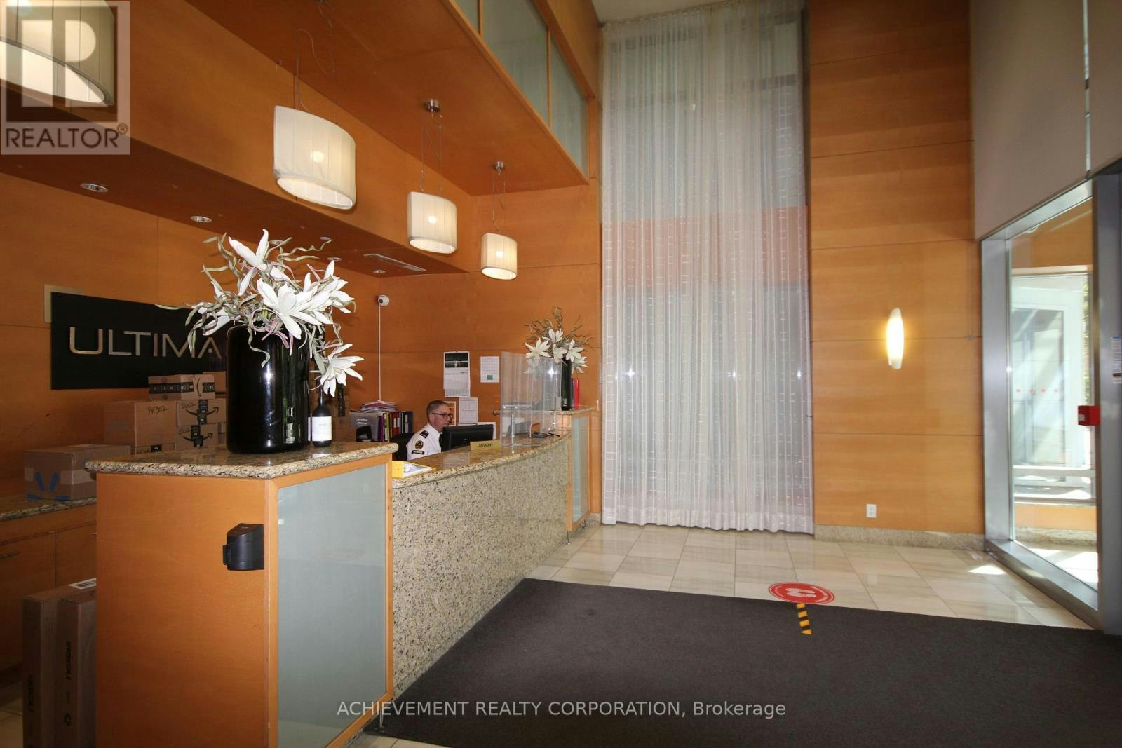 2309-4978 Yonge Street, Toronto, ON, M2N 7G8 - 3