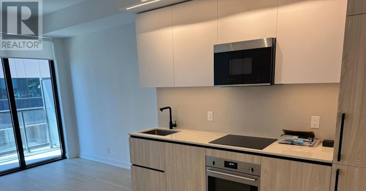 311-699 Sheppard Avenue E, Toronto, ON, M2K 2P9 - 2