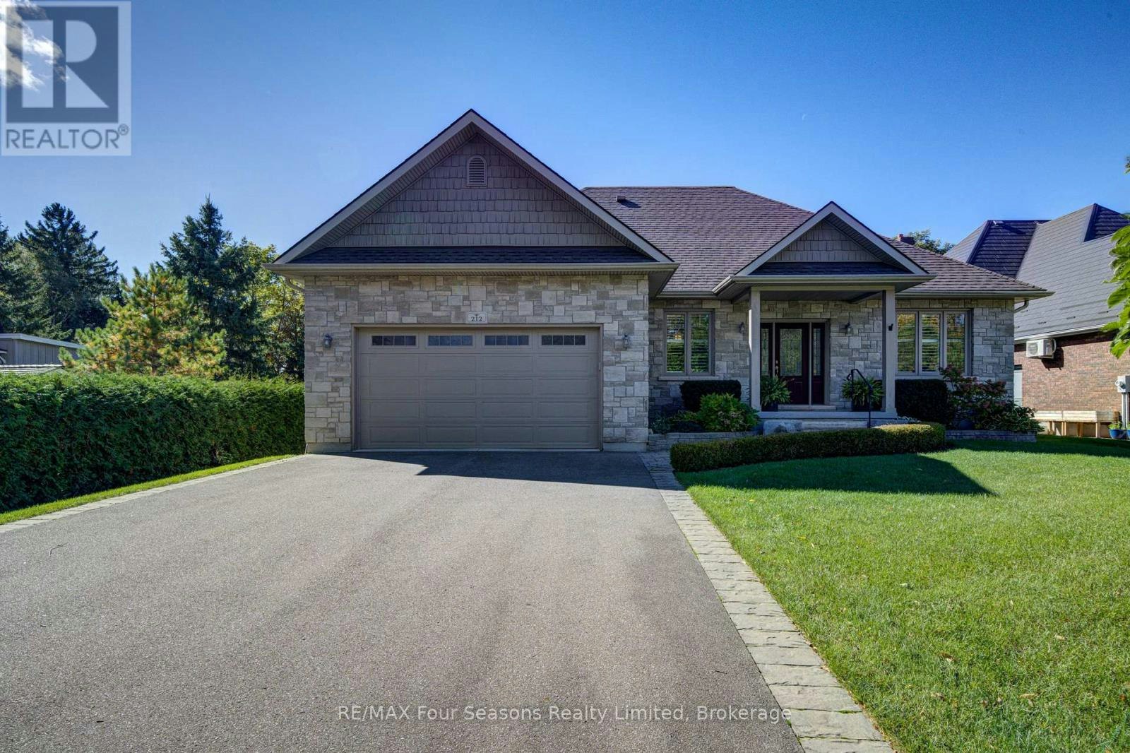 212 Pearson Street, Meaford, ON, N4L 1Y4