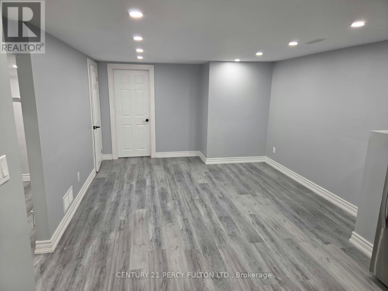 BSMT-158 Eastmount Street, Oshawa, ON, L1G 6K6 - 2