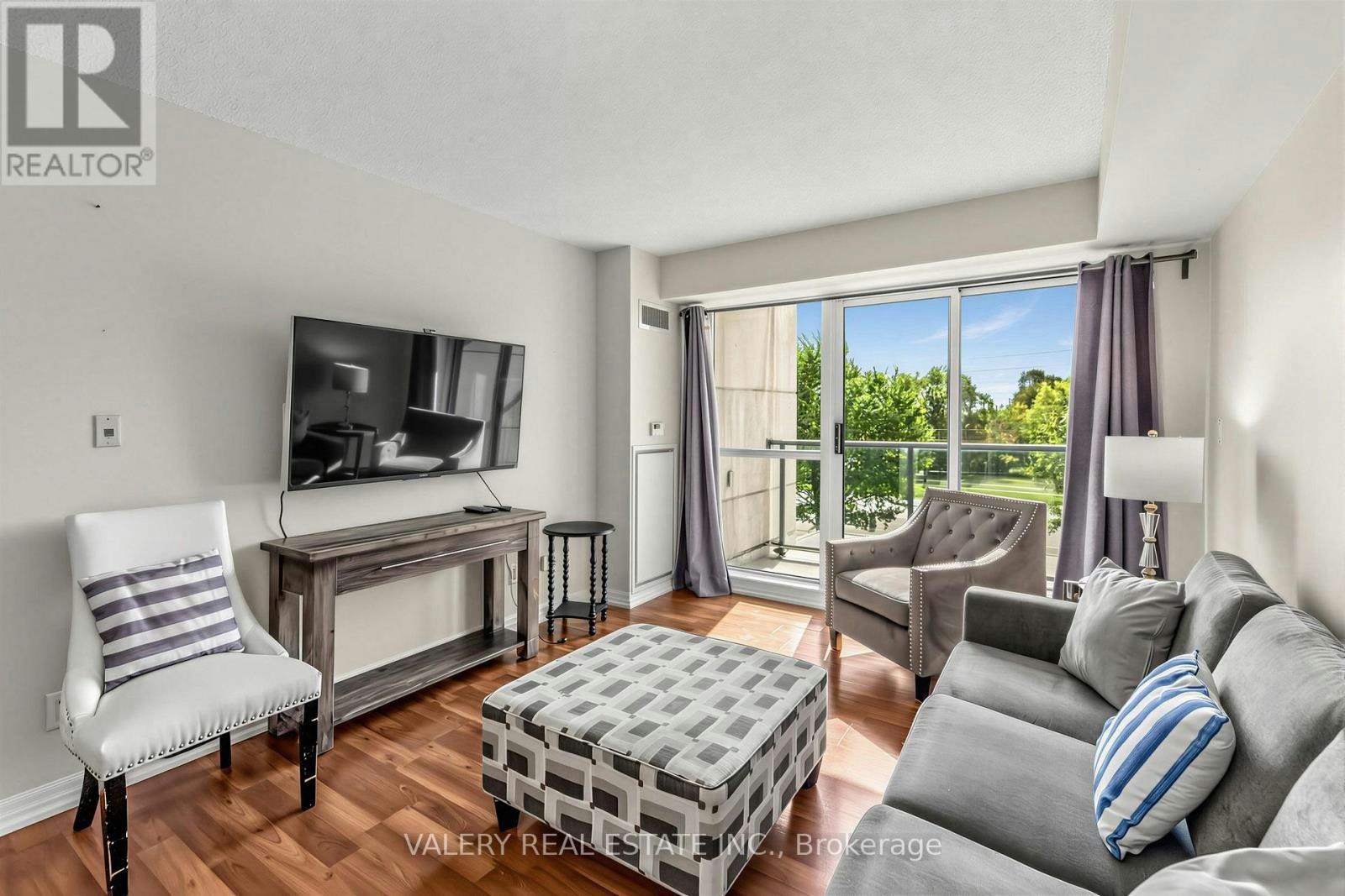 214-1403 Royal York Road, Toronto, ON, M9P 0A1 - 8