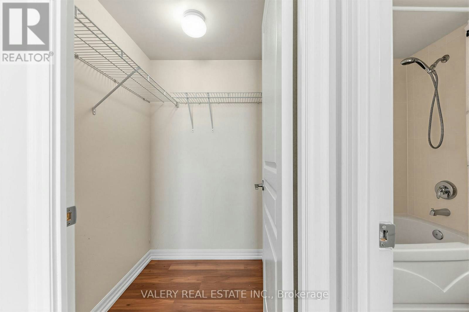 214-1403 Royal York Road, Toronto, ON, M9P 0A1 - 16