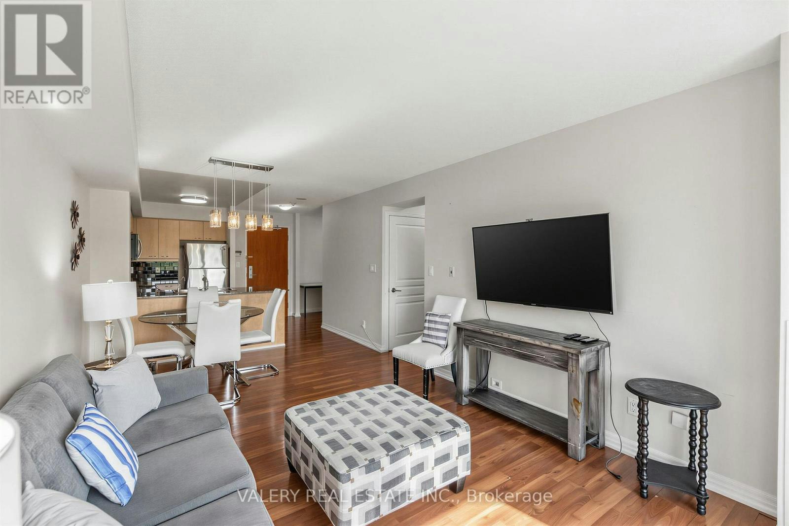 214-1403 Royal York Road, Toronto, ON, M9P 0A1 - 9