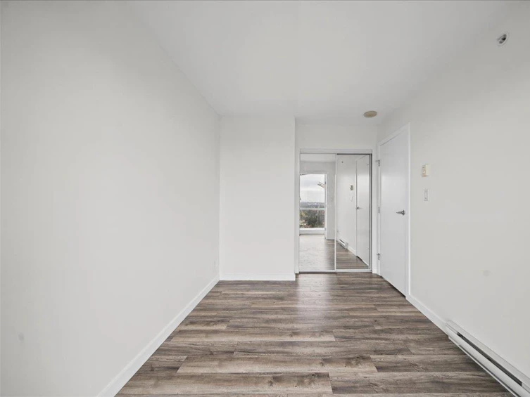 2701-13618 100 Avenue, Surrey, BC, V3T 0A8 - 17