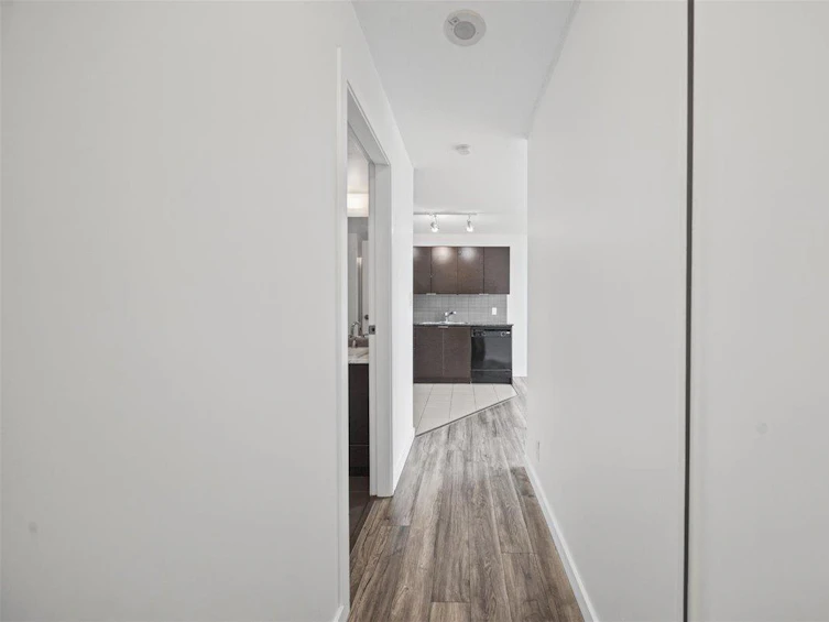 2701-13618 100 Avenue, Surrey, BC, V3T 0A8 - 21
