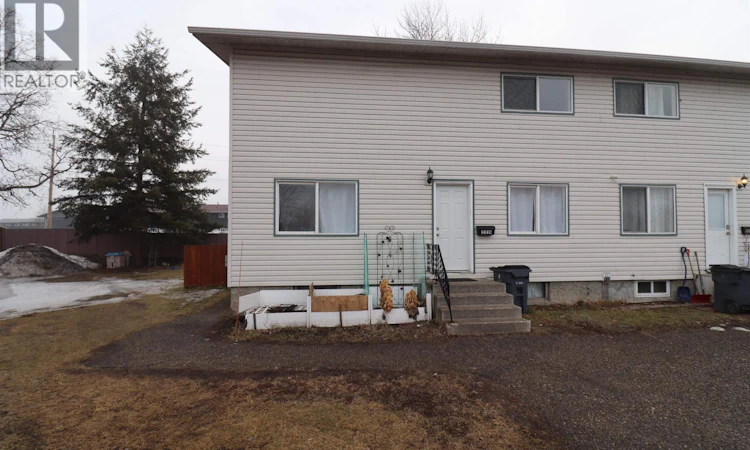 2114 Strathcona Avenue