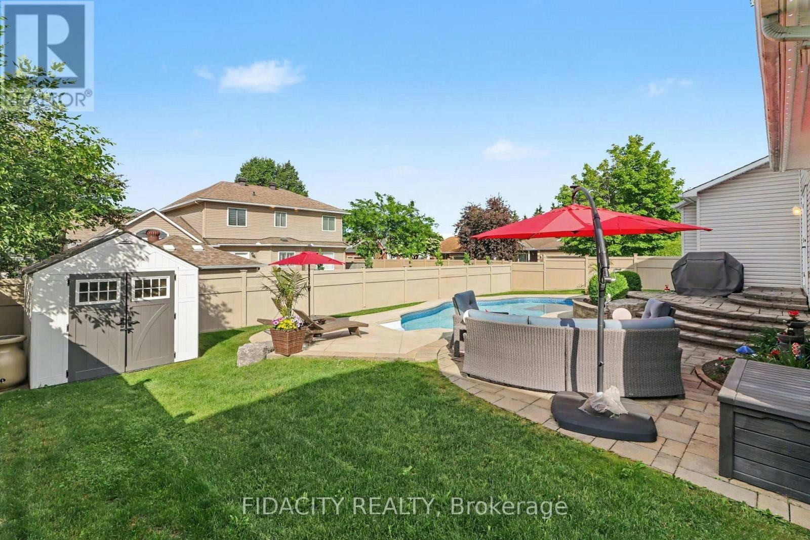 21 Ridge Drive WEST, Ottawa, ON, K2S 1S4 - 34