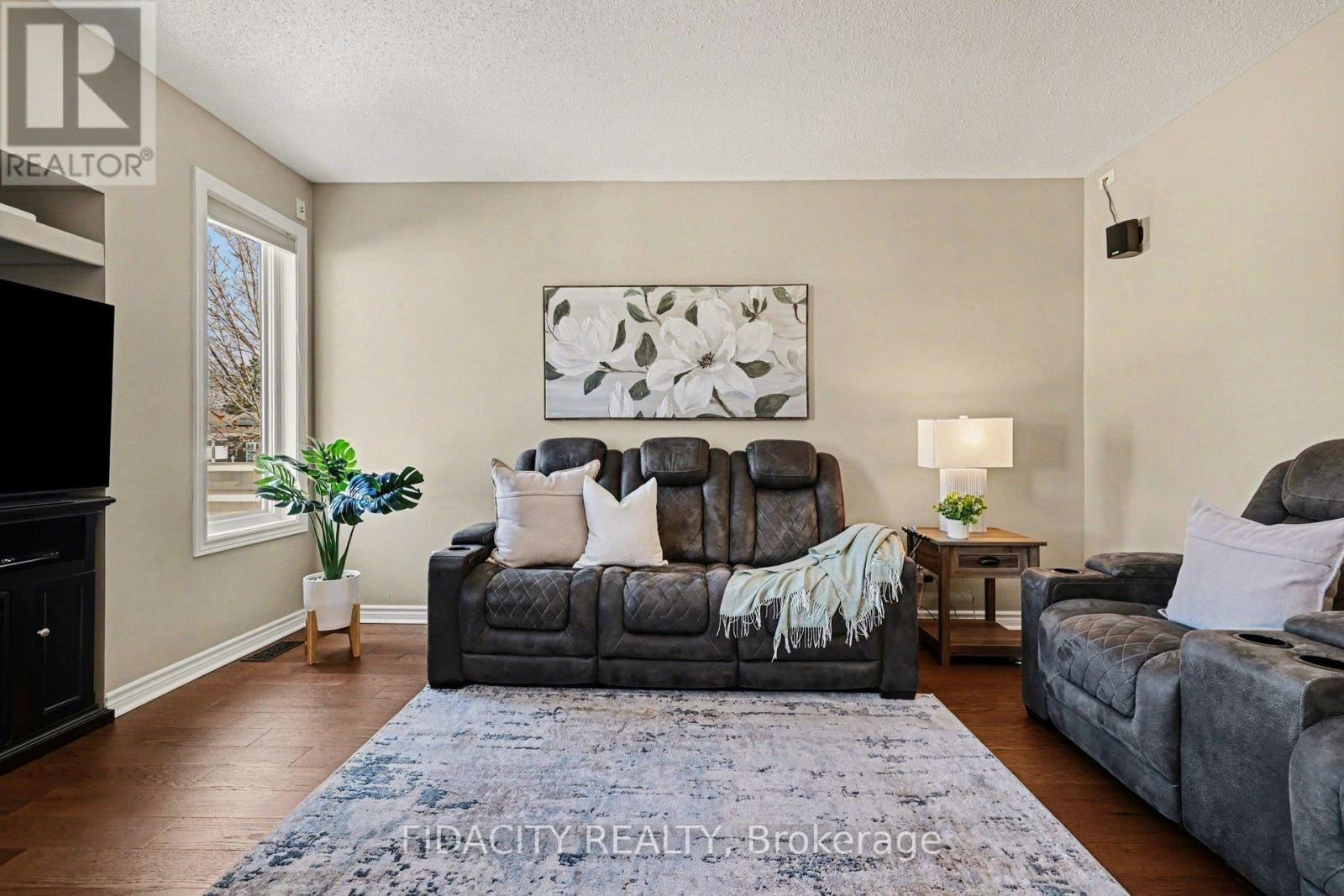 21 Ridge Drive WEST, Ottawa, ON, K2S 1S4 - 14