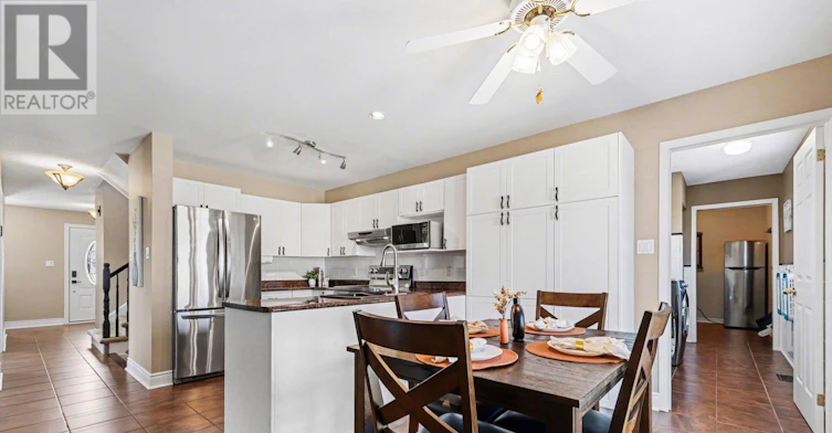 21 Ridge Drive WEST, Ottawa, ON, K2S 1S4 - 13
