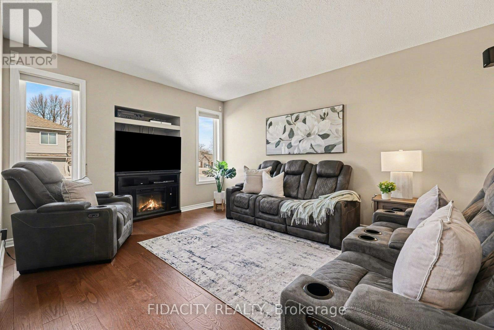 21 Ridge Drive WEST, Ottawa, ON, K2S 1S4 - 15
