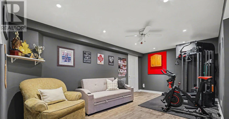 21 Ridge Drive WEST, Ottawa, ON, K2S 1S4 - 26