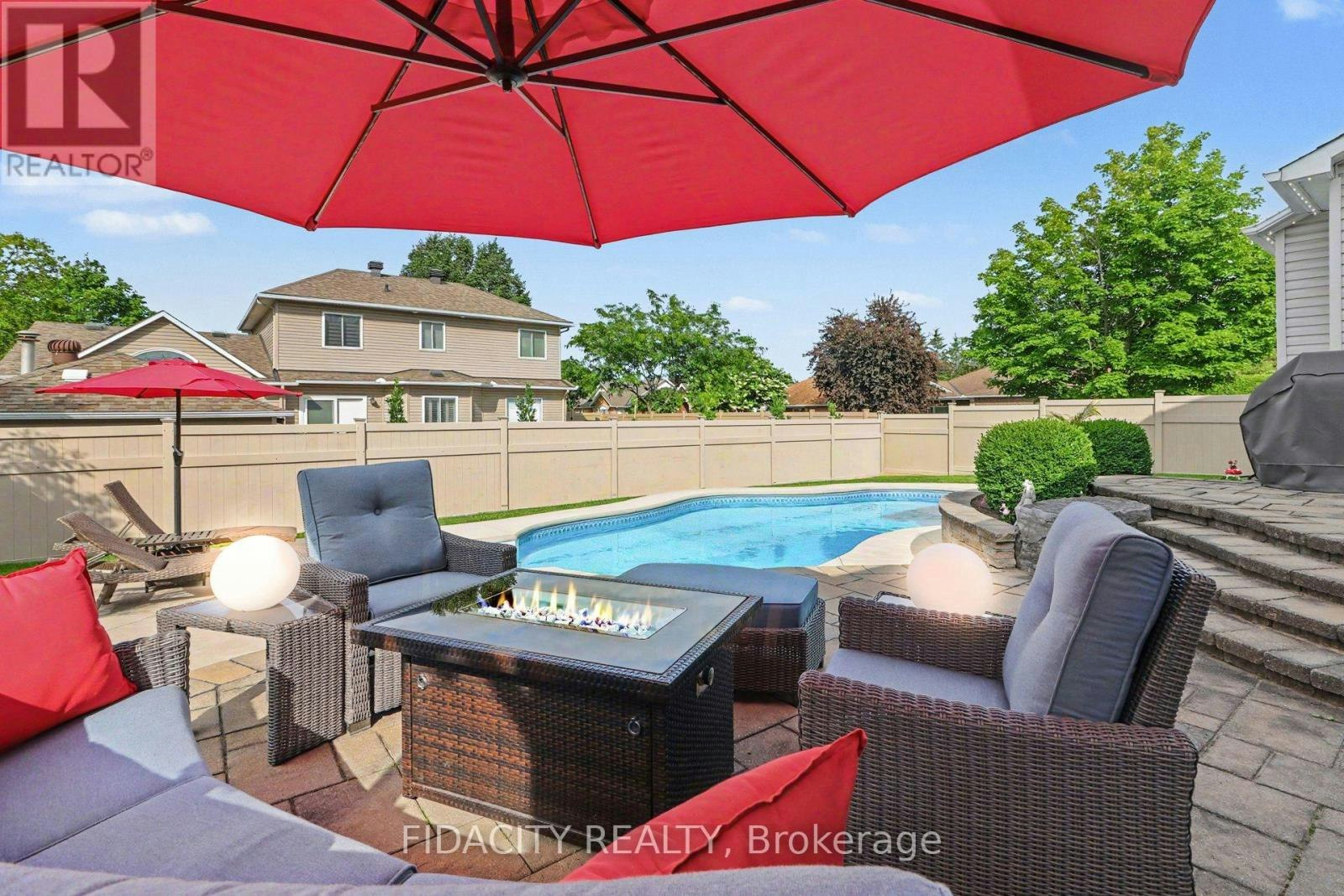 21 Ridge Drive WEST, Ottawa, ON, K2S 1S4 - 33