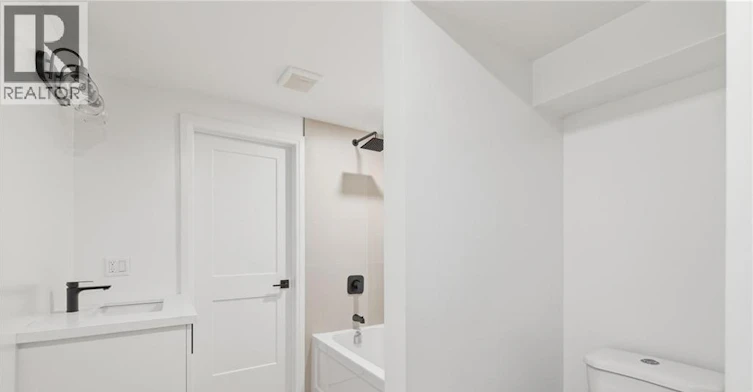 36 Elliott Street, Cambridge, ON, N1R 2J2 - 7