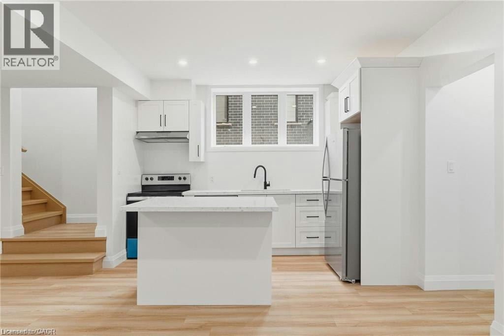 36 Elliott Street, Cambridge, ON, N1R 2J2 - 3