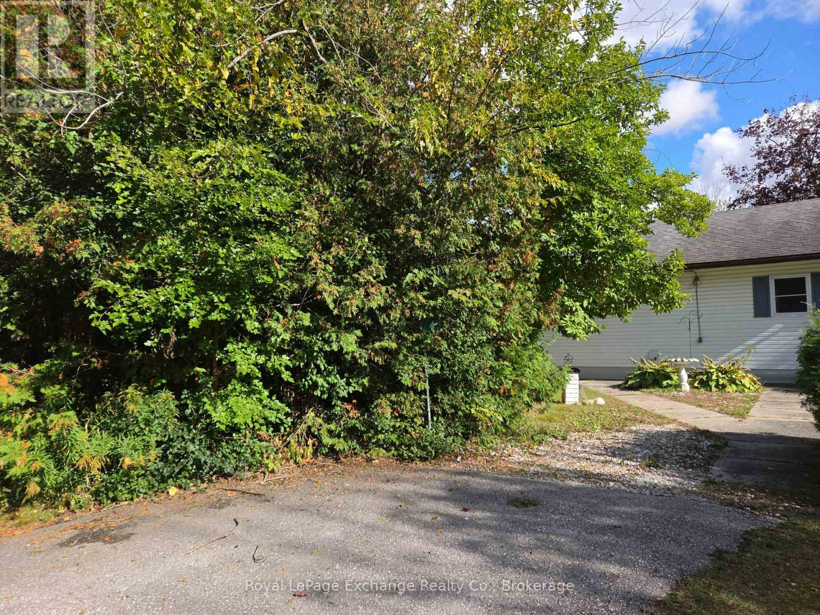 R-4 Jarrell R 5 Lane Street, Kincardine, ON, N2Z 2X6