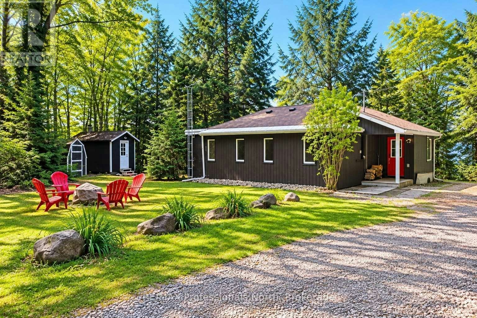1813 Kashagawigamog Lake Road, Minden Hills, ON, K0M 2K0