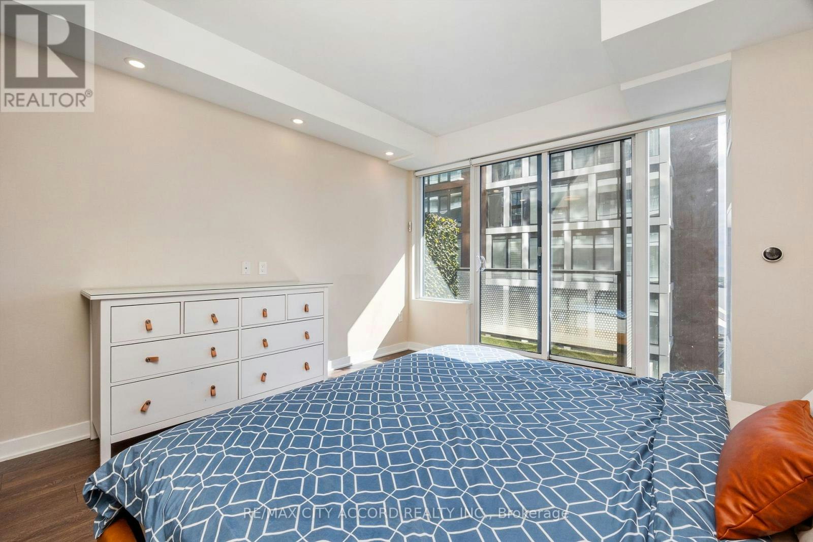3702-115 Blue Jays Way, Toronto, ON, M5V 0N4 - 9