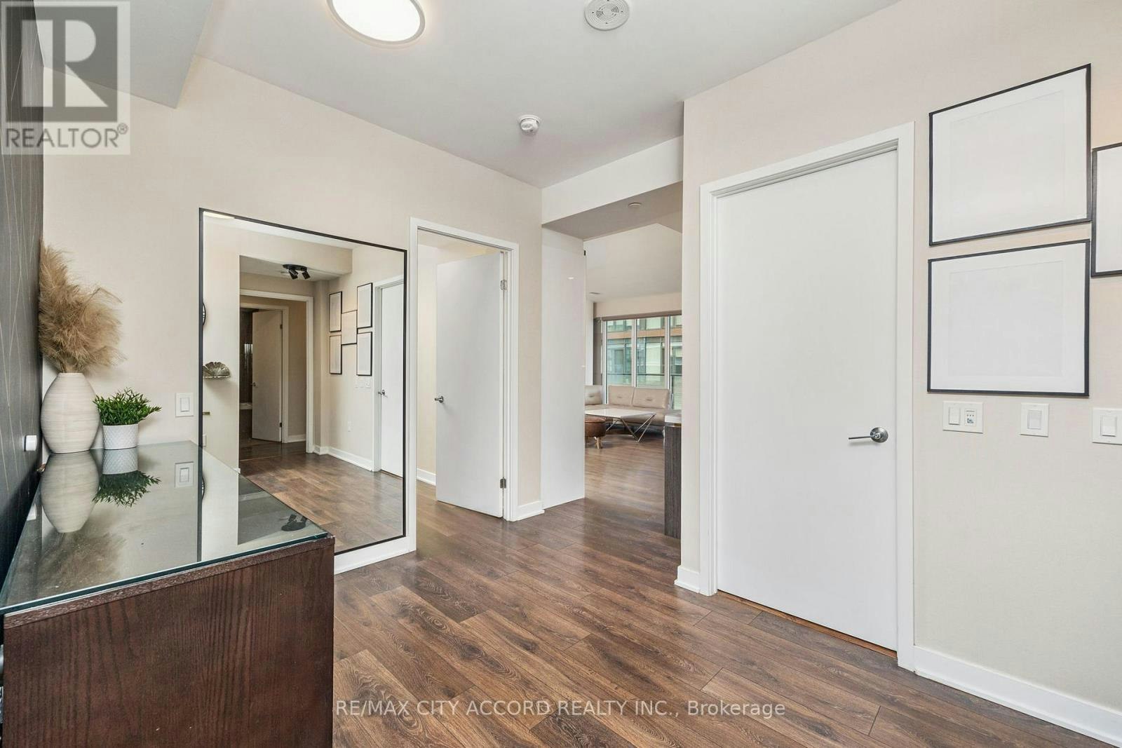 3702-115 Blue Jays Way, Toronto, ON, M5V 0N4