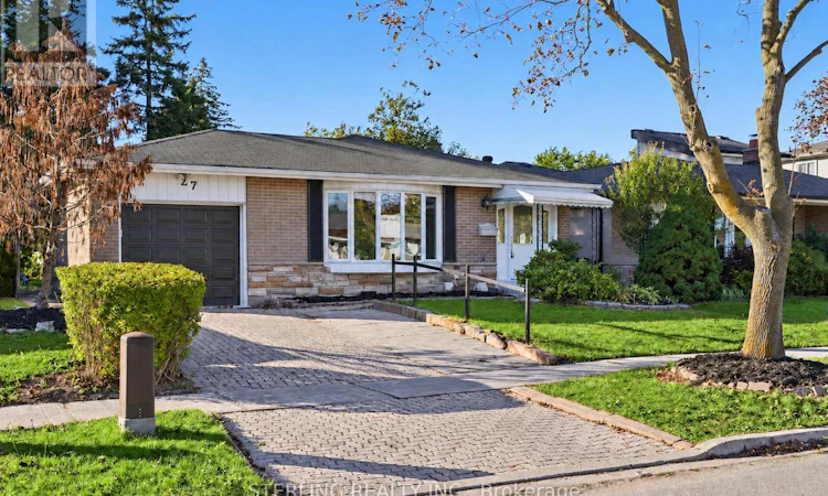27 Oakmeadow Boulevard