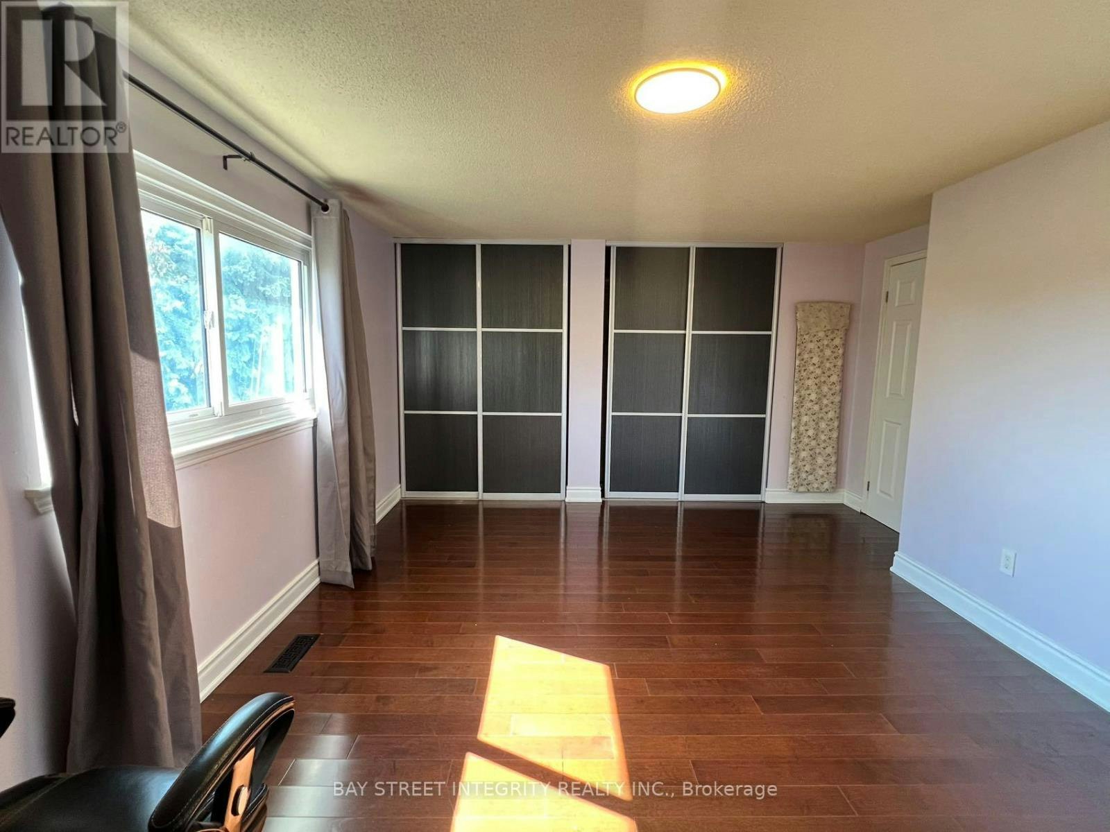 21 Montezuma Trail, Toronto, ON, M1V 1K4 - 12