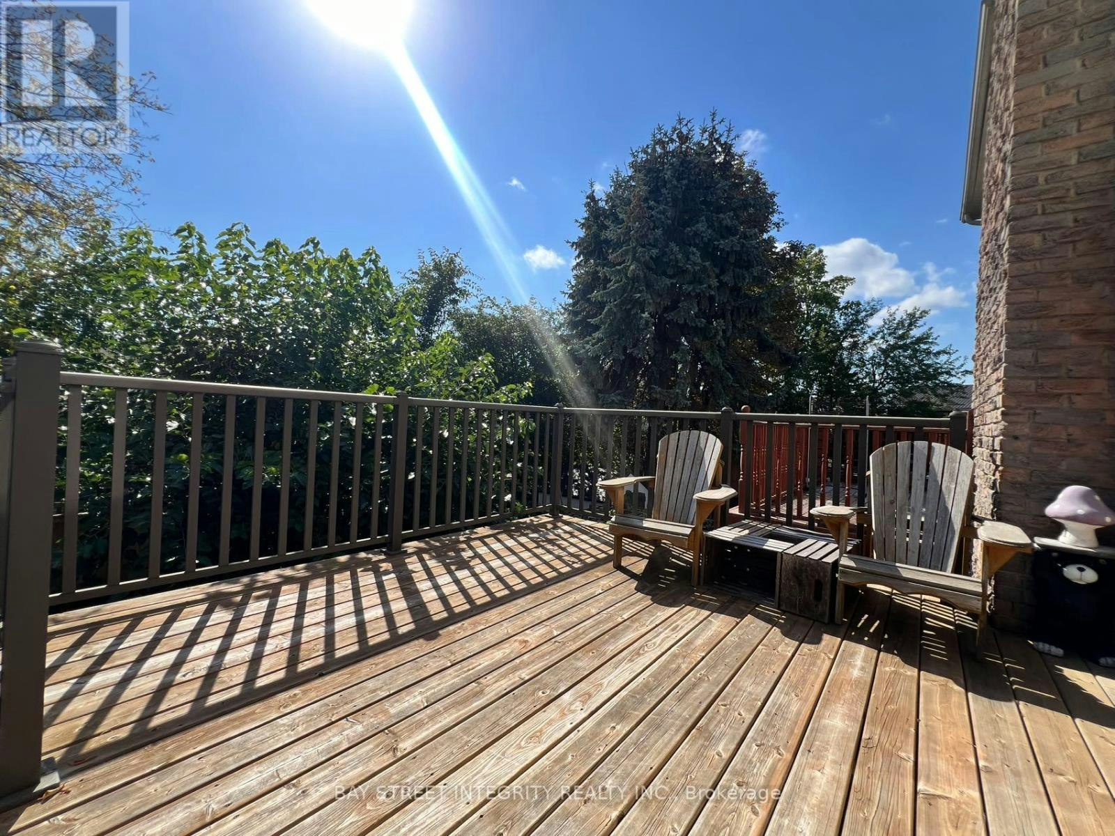 21 Montezuma Trail, Toronto, ON, M1V 1K4 - 16