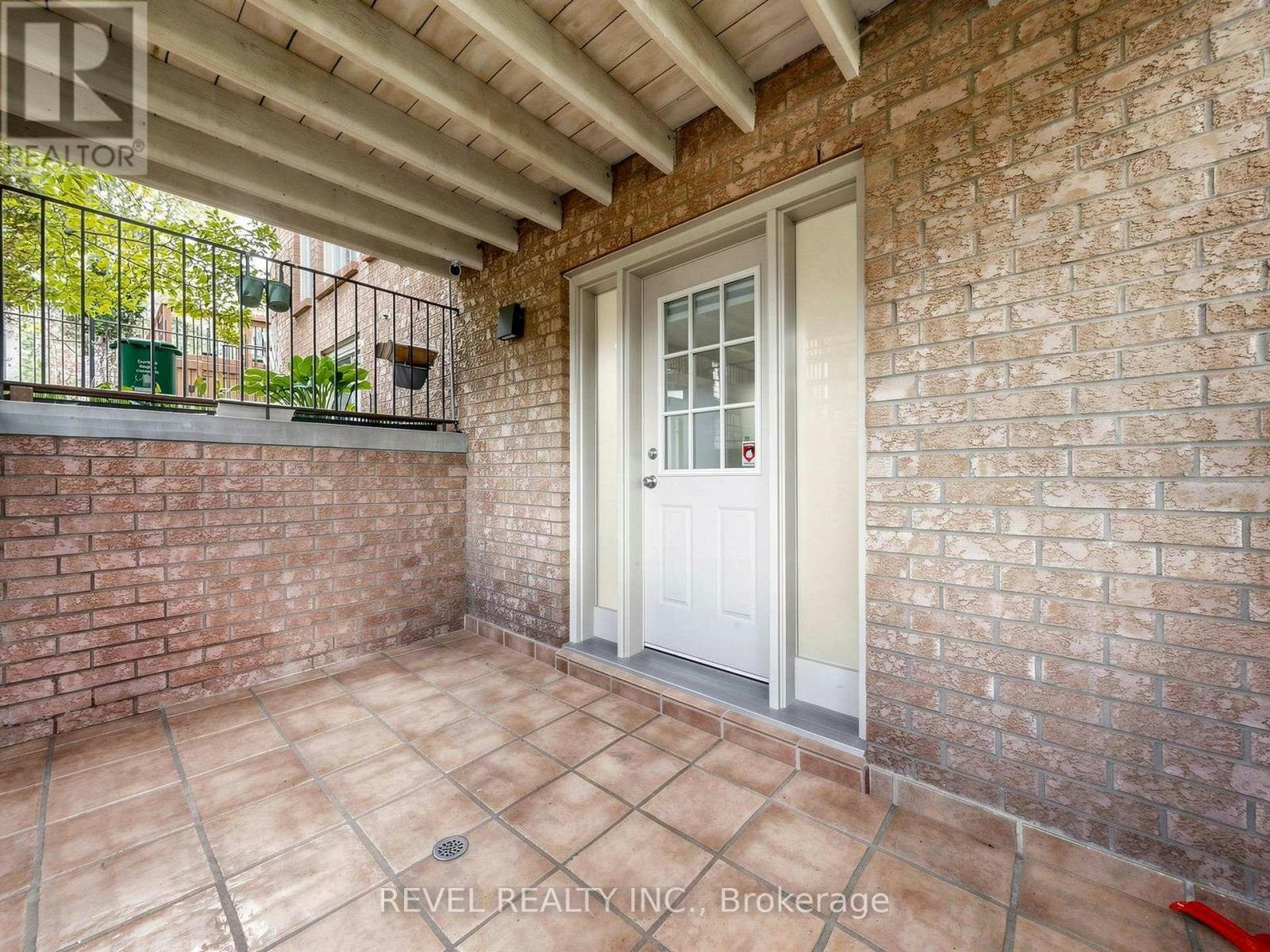 LOWER-831 Regal Crescent, Pickering, ON, L1X 2P8 - 4