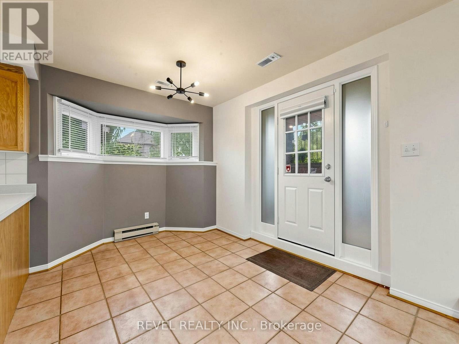 LOWER-831 Regal Crescent, Pickering, ON, L1X 2P8 - 7
