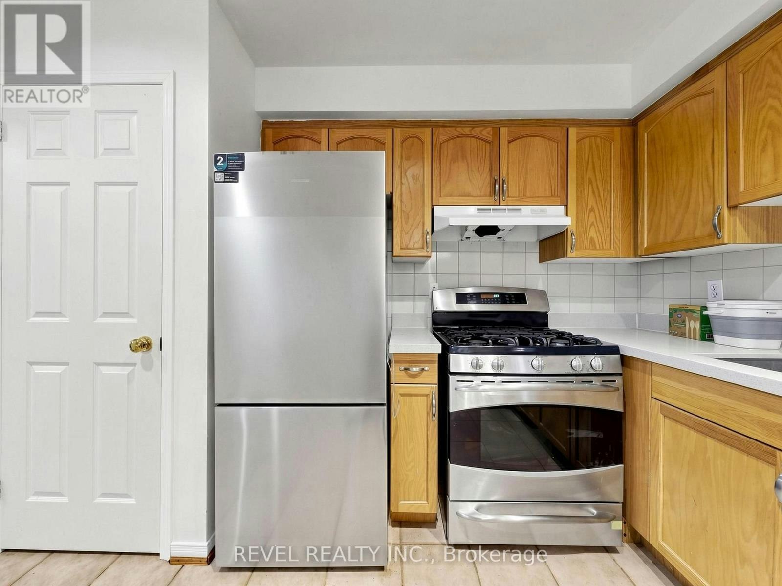 LOWER-831 Regal Crescent, Pickering, ON, L1X 2P8 - 13