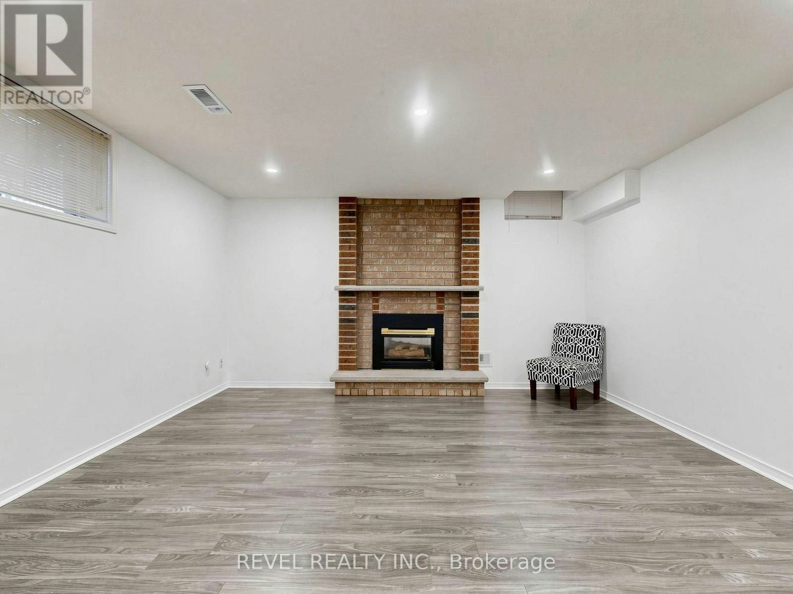 LOWER-831 Regal Crescent, Pickering, ON, L1X 2P8 - 17