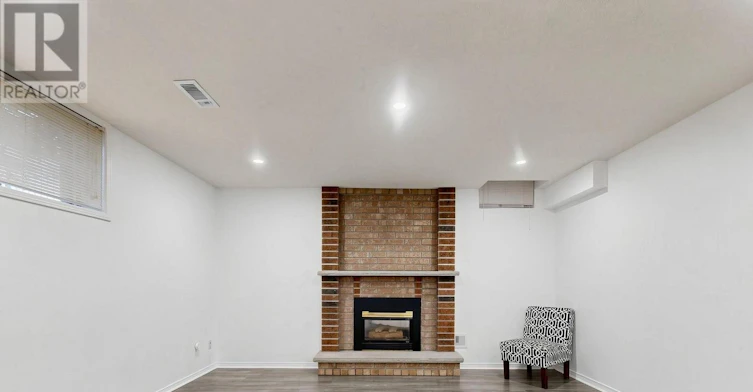LOWER-831 Regal Crescent, Pickering, ON, L1X 2P8 - 17