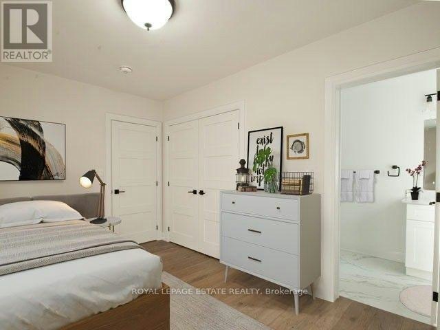 UPPER-22 Wineva Avenue, Toronto, ON, M4E 2S9 - 2