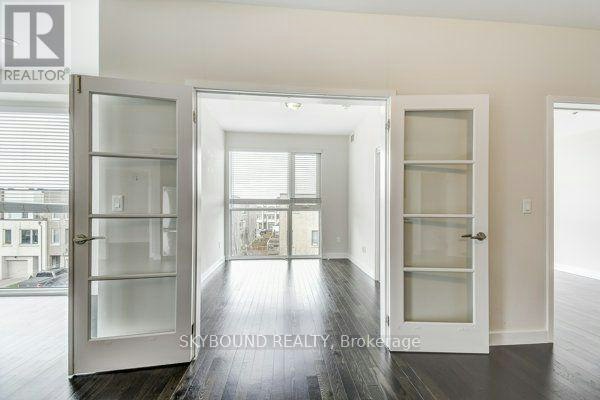 312-210 Sabina Drive, Oakville, ON, L6H 0W6 - 17