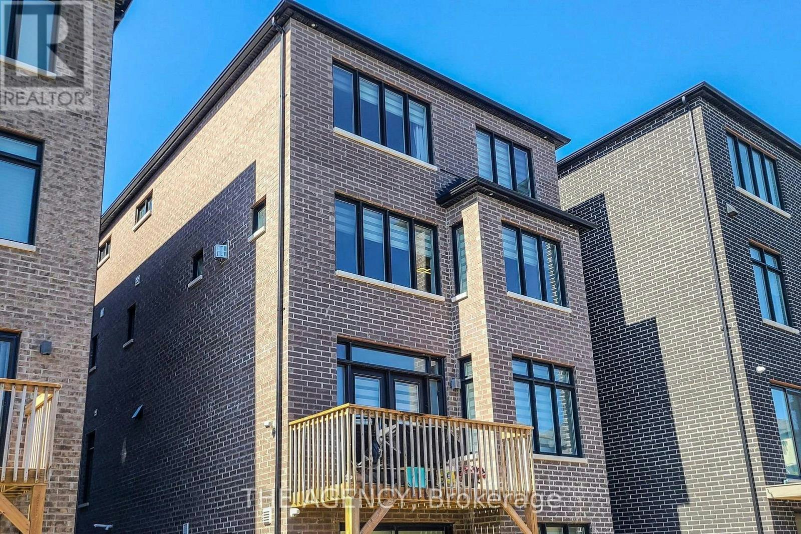 7 Kipling Grove Court, Toronto, ON, M9B 0C6 - 31