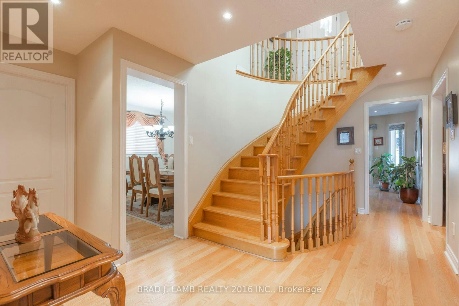 8 Burnley Place, Brampton, ON, L6Z 2V1
